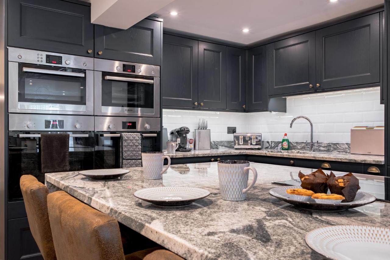 Luxurious Grand 6 Bedroom Home In Bath - Perfect For Groups & Sleeps 12! Экстерьер фото